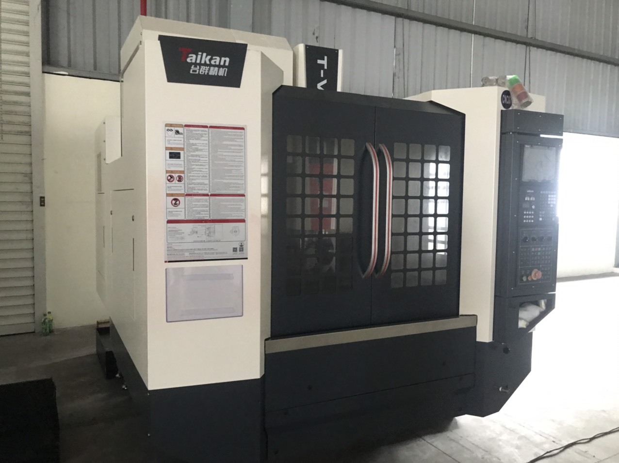 cnc milling machine (4).jpg